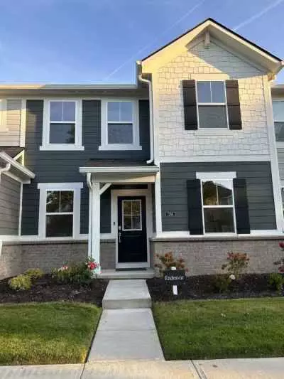 7212 Governors Row, Avon, IN 46123