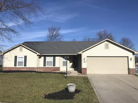 5490 Pine Hill Dr, Noblesville, IN 46060