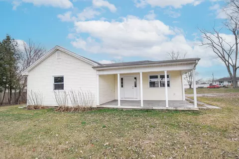 1829 N Glade Cir, Seymour, IN 47274