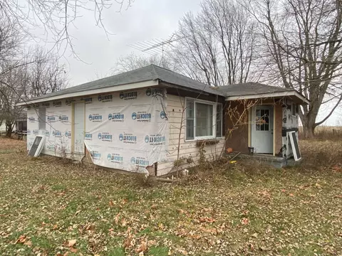 307 N Pike St, Kempton, IN 46049