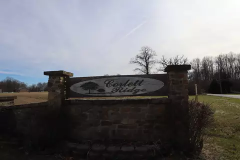 6425 W Corlett Ln, Martinsville, IN 46151