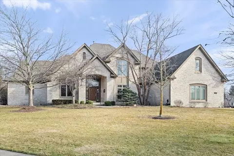 10665 Kings Mill Dr, Carmel, IN 46032