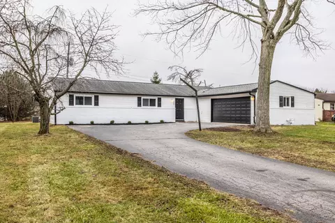 8903 E 15th St, Indianapolis, IN 46219