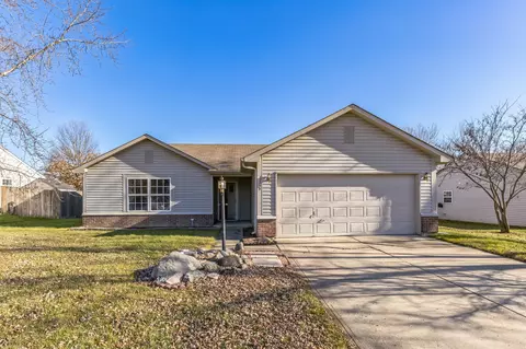 17755 Sundial Ct, Noblesville, IN 46062