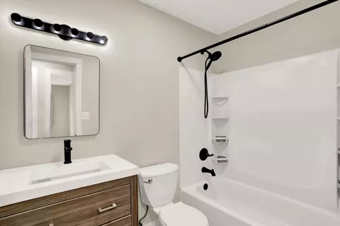 7904 Hampton Pl, Fishers, IN 46038 photo 15