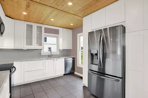 7904 Hampton Pl, Fishers, IN 46038 photo 11