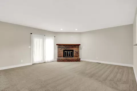 7904 Hampton Pl, Fishers, IN 46038 photo 5