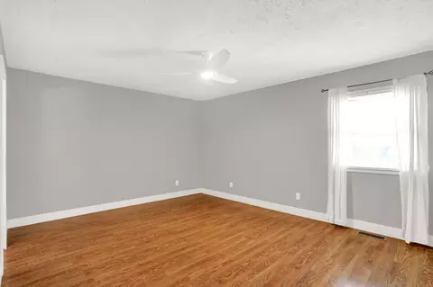 7904 Hampton Pl, Fishers, IN 46038 photo 24
