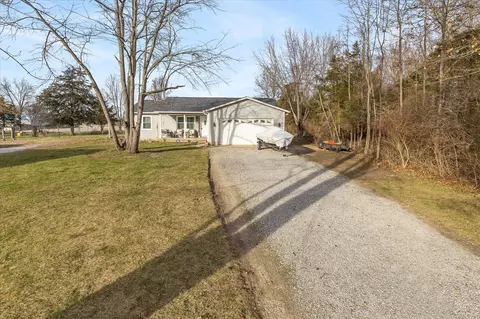 664 Mill Spgs, Coatesville, IN 46121