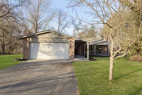 8850 Driftwood Dr, Indianapolis, IN 46240