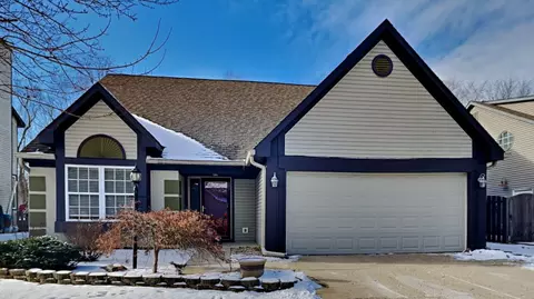 19549 Creekview Dr, Noblesville, IN 46062