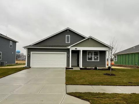 1435 Fairmount Dr, Greenfield, IN 46140