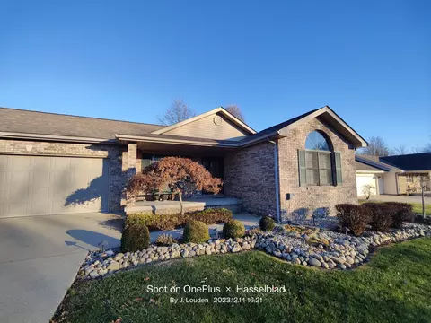 206 S Westwood Dr, Westport, IN 47283