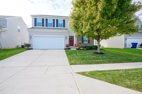 10105 Clay Bridge Dr, Noblesville, IN 46060