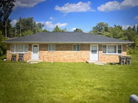 2905 S Pinewood Ln, Bloomington, IN 47403