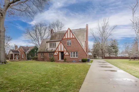 29 Colony Rd, Anderson, IN 46011