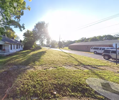 2203 Sheldon St, Indianapolis, IN 46218