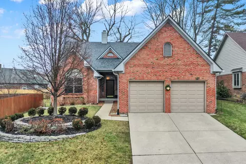3136 Buckmoor Pkwy, Greenwood, IN 46143