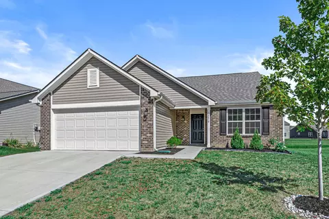 12070 Country Side Dr, Indianapolis, IN 46229