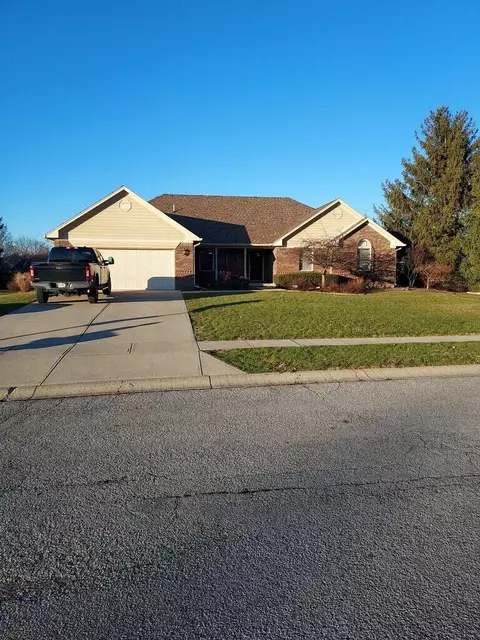 4 Torrey Pine Dr, Brownsburg, IN 46112