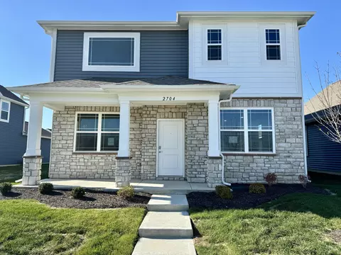 2704 Plano Dr, Whitestown, IN 46075