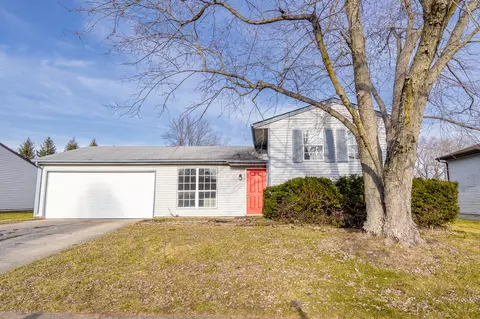 6135 Old Mill Dr, Indianapolis, IN 46221