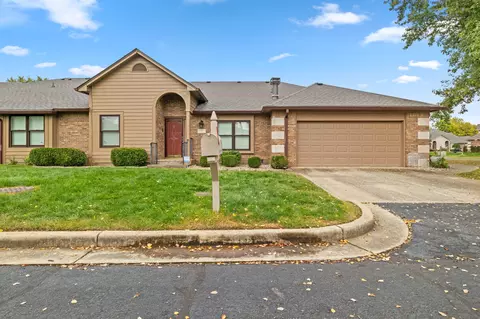 8935 Stonegate Rd #A, Indianapolis, IN 46227