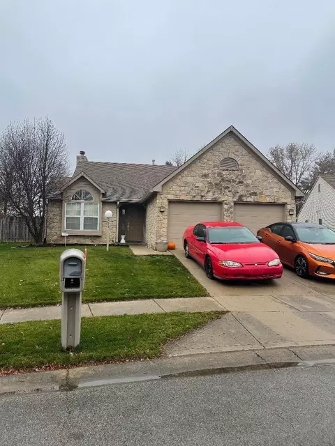 7854 Harcourt Springs Ct, Indianapolis, IN 46260