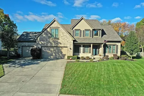 11370 Knightsbridge Ln, Fishers, IN 46037
