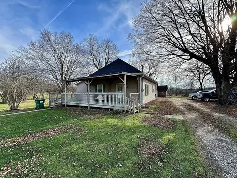 942 W Us Highway 40, Greencastle, IN 46135