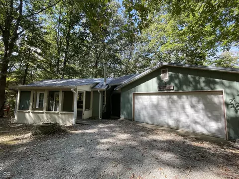 1578 White Oak Dr, Nashville, IN 47448