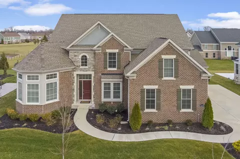12235 Whispering Breeze Dr, Fishers, IN 46037