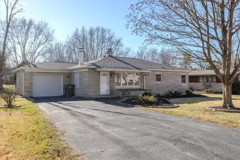 953 E Cragmont Dr, Indianapolis, IN 46227