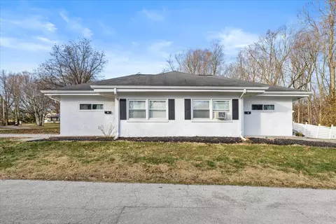 410 N 412 N Wayne St, Danville, IN 46122