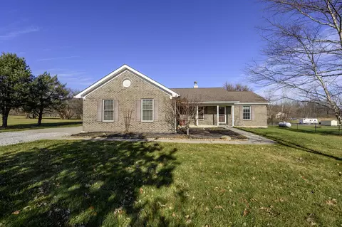 7732 E Triple Crown Ln, Camby, IN 46113