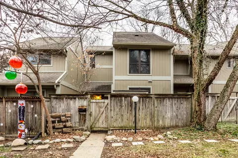 4215 Foxglove Trce, Indianapolis, IN 46237