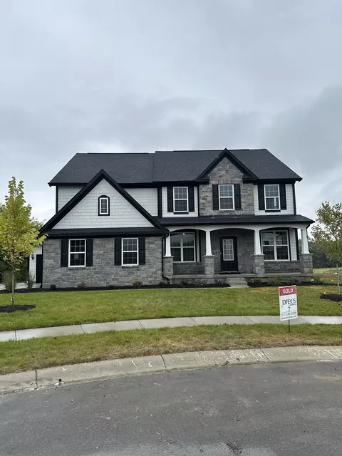10942 Joelle Dr, Noblesville, IN 46060