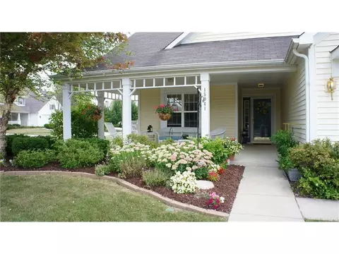 15041 Montclair Dr, Westfield, IN 46074
