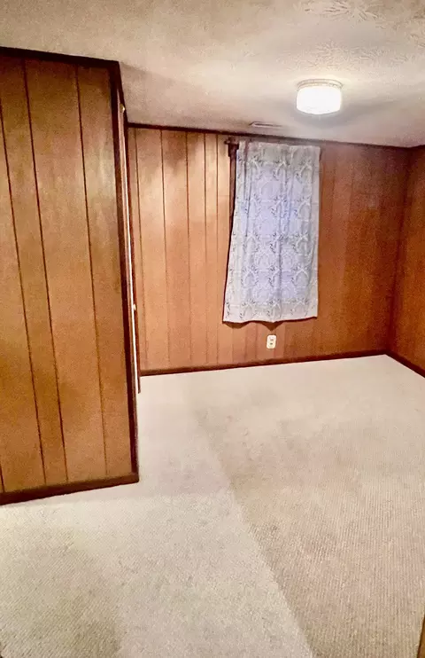684 Fairview Dr, Columbus, IN 47201 photo 12