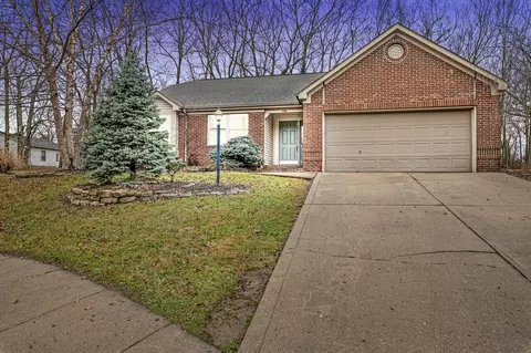 426 Wood Hollow Ct, Westfield, IN 46074