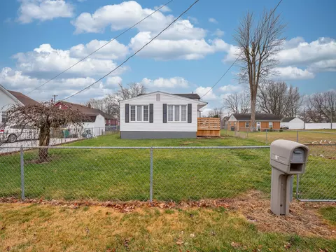 187 Lynhurst St, Franklin, IN 46131