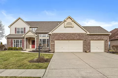 8308 Thornbend Dr, Indianapolis, IN 46278