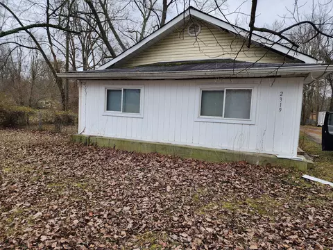 2319 W 60th St, Indianapolis, IN 46228