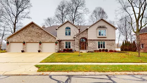 6856 Black Oak East Ct, Avon, IN 46123
