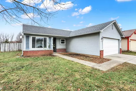 6218 Longmeadow Dr, Indianapolis, IN 46221