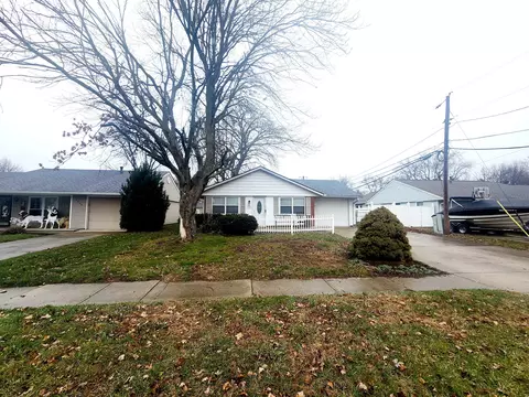 1008 Stanley Rd, Plainfield, IN 46168 photo 2