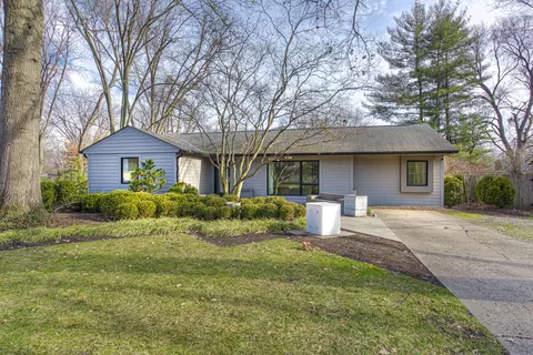 8419 N Park Ave, Indianapolis, IN 46240