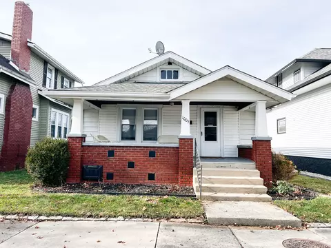 1005 S Tompkins St, Shelbyville, IN 46176