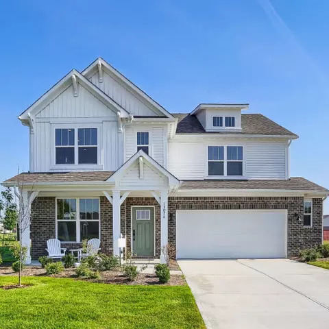 338 N Bur Oak Dr, Mooresville, IN 46158