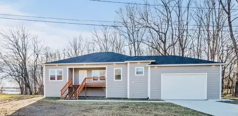 254 Mill, Coatesville, IN 46121